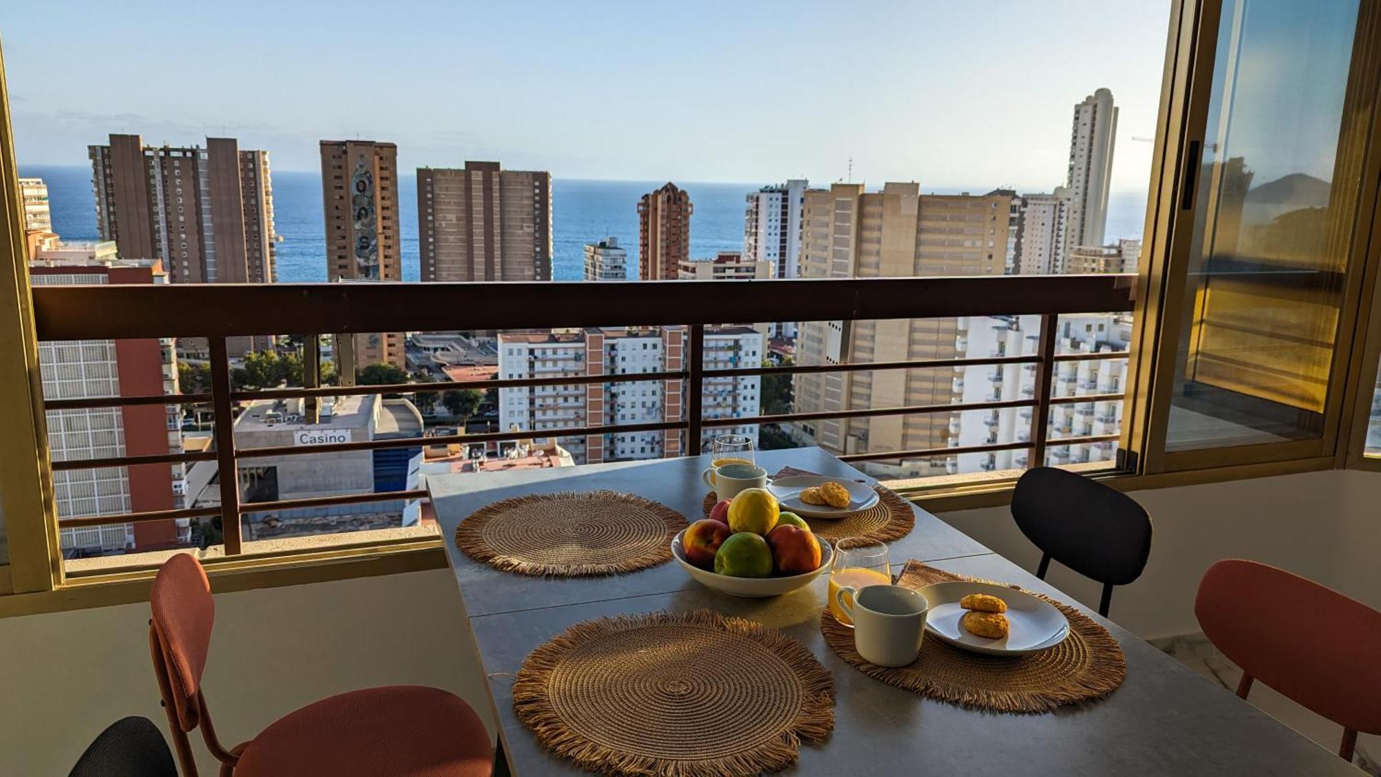 Acuarium Levante Beach Apartment ベニドルム エクステリア 写真